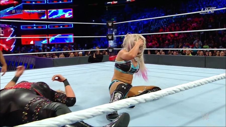 WWE_Backlash_2018_PPV_720p_WEB_h264-HEEL_mp4_002782348.jpg