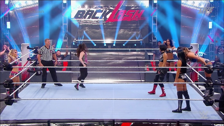 WWE_Backlash_2020_PPV_720p_WEB_h264-HEEL_mp4_000538677.jpg