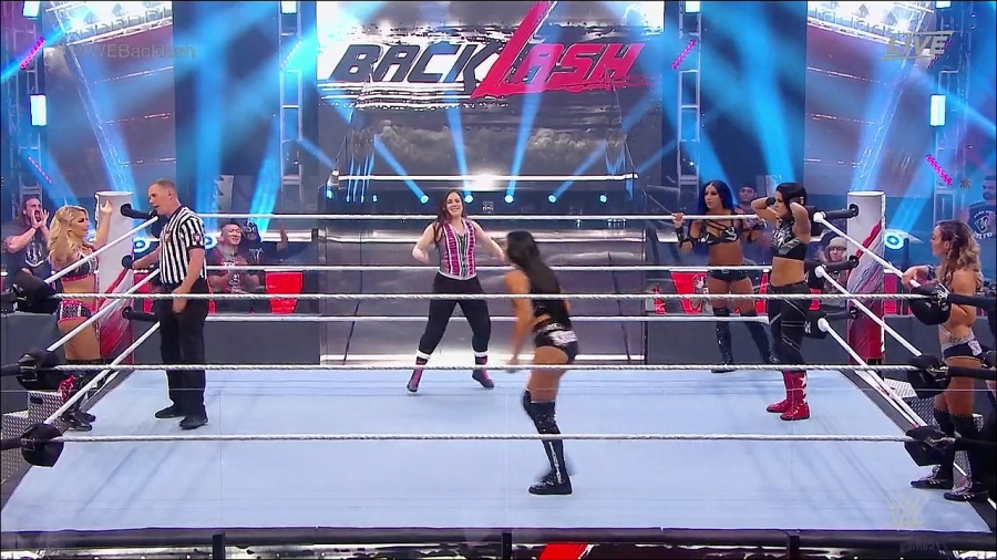 WWE_Backlash_2020_PPV_720p_WEB_h264-HEEL_mp4_000541177.jpg