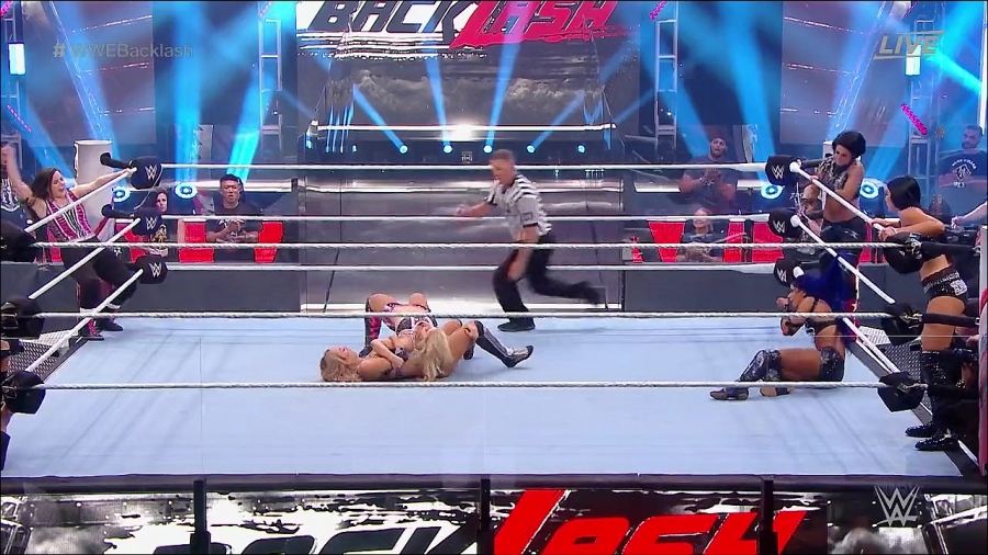 WWE_Backlash_2020_PPV_720p_WEB_h264-HEEL_mp4_000668644.jpg