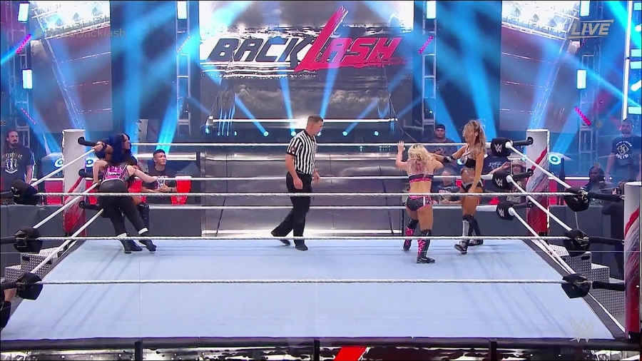 WWE_Backlash_2020_PPV_720p_WEB_h264-HEEL_mp4_000717710.jpg