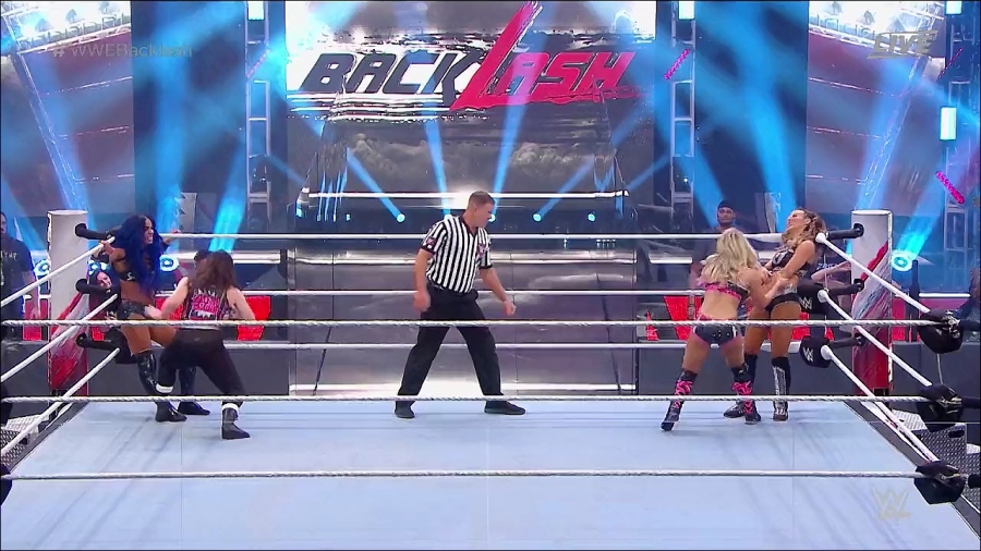 WWE_Backlash_2020_PPV_720p_WEB_h264-HEEL_mp4_000719744.jpg