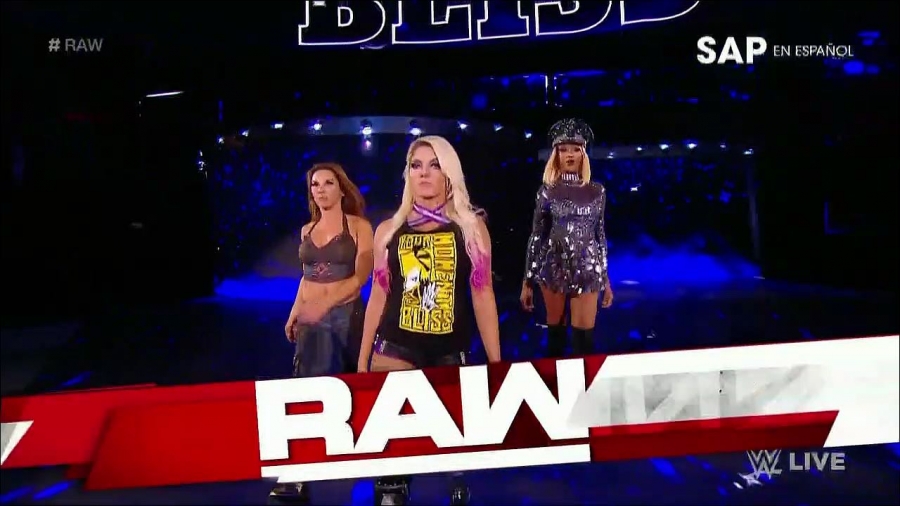 WWE_RAW_2018_09_10_720p_WEB_h264-HEEL_mp4_005318823.jpg