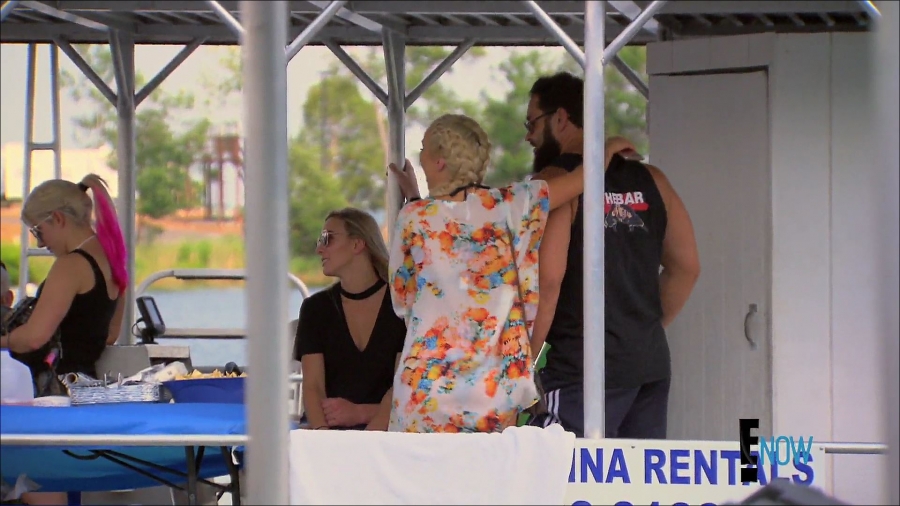 total_divas_s07e05_1080p_web_x264-tbs_mkv_001492915.jpg