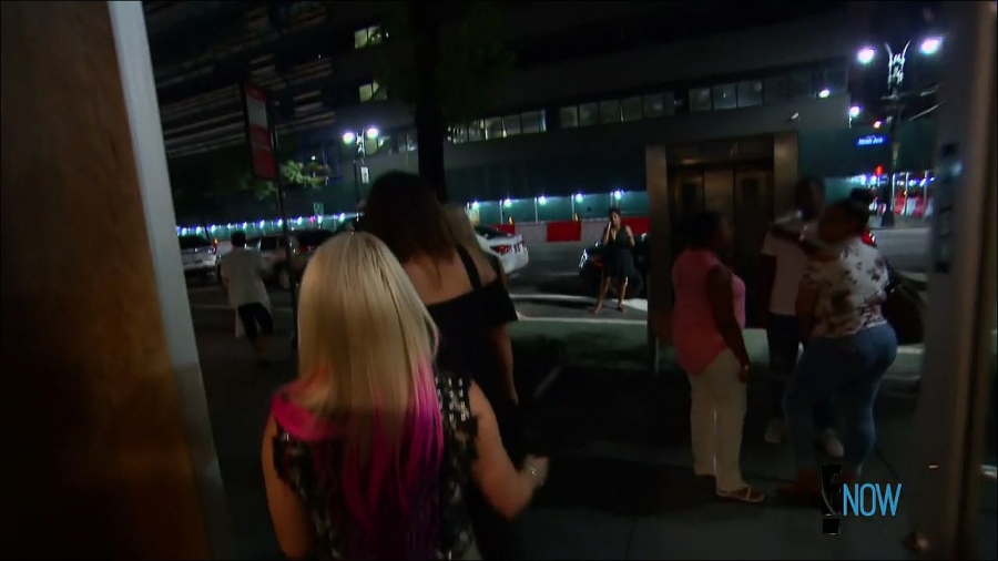 total_divas_s07e08_720p_web_x264-tbs_mkv_001380662.jpg