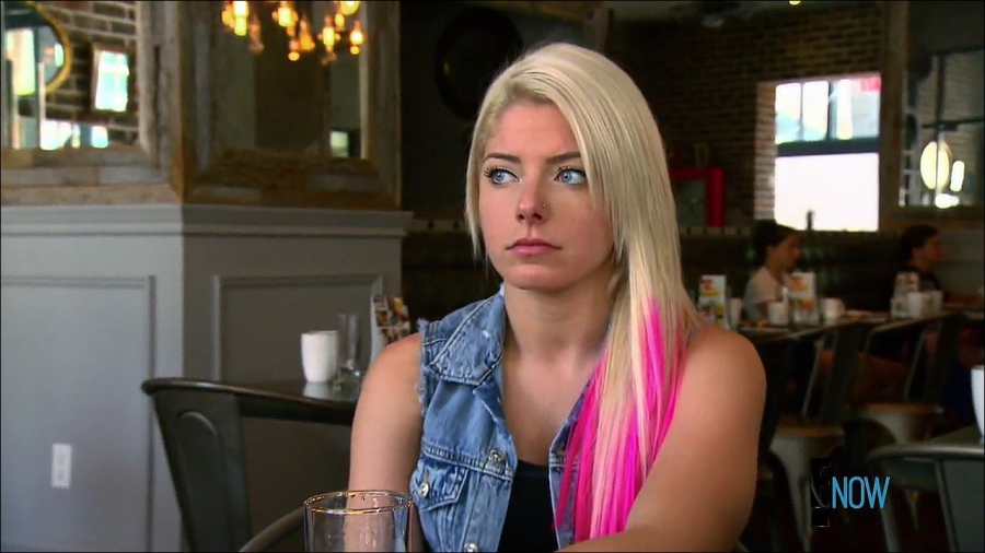 total_divas_s07e08_720p_web_x264-tbs_mkv_001742303.jpg