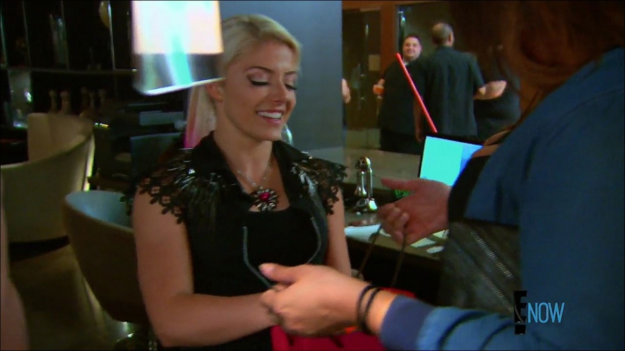 total_divas_s07e08_720p_web_x264-tbs_mkv_002102903.jpg