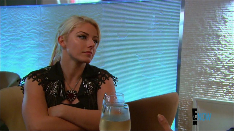 total_divas_s07e08_720p_web_x264-tbs_mkv_002122698.jpg