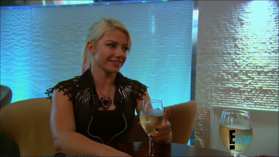 total_divas_s07e08_720p_web_x264-tbs_mkv_002175661.jpg