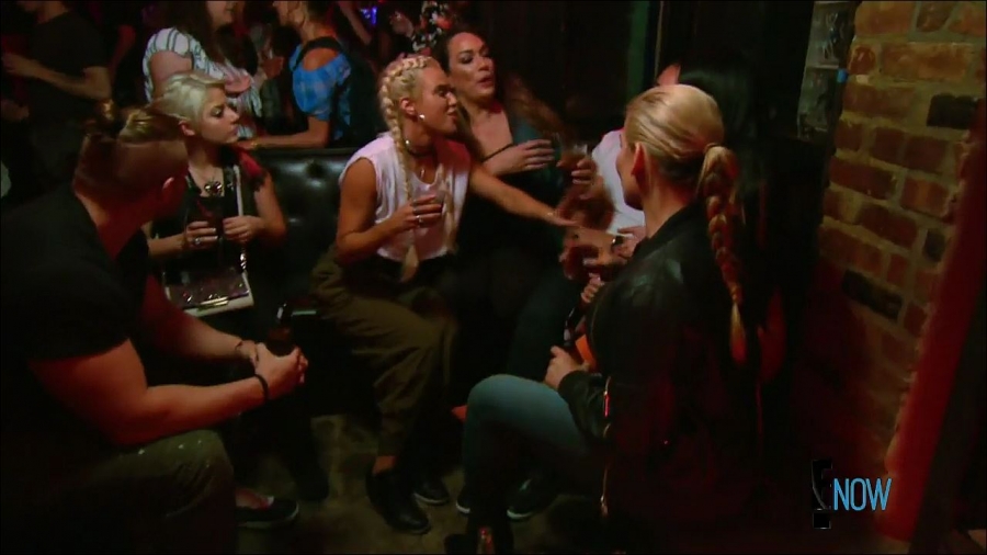 total_divas_s07e08_720p_web_x264-tbs_mkv_002277545.jpg