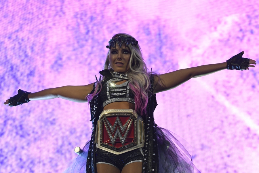 wwe-wrestlemania-34-alexa-bliss-vs-nia-jax-10.jpg