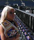 WWE_24_S01E14_WrestleMania_Orlando_720p_WEB_h264-HEEL_mp4_000737855.jpg