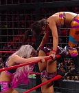 WWE_Elimination_Chamber_2018_PPV_720p_WEB_h264-HEEL_mp4_002352763.jpg