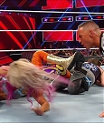 WWE_Extreme_Rules_2019_PPV_720p_WEB_h264-HEEL_mp4_005564739.jpg