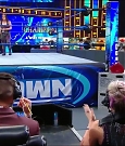WWE_Friday_Night_SmackDown_2020_09_18_720p_HDTV_x264-NWCHD_mp4_002222856.jpg