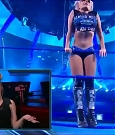 WWE_Friday_Night_SmackDown_2020_09_25_720p_HDTV_x264-NWCHD_mp4_003917951.jpg