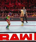 WWE_Monday_Night_Raw_2019_08_05_720p_HDTV_x264-NWCHD_mp4_006096229.jpg
