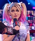 WWE_Monday_Night_Raw_2020_10_26_720p_HDTV_x264-NWCHD_mp4_007222791.jpg