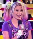 WWE_Monday_Night_Raw_2020_11_30_720p_HDTV_x264-NWCHD_mp4_000176209.jpg
