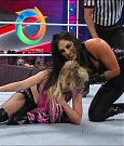 WWE_Monday_Night_Raw_2022_05_16_720p_HDTV_x264-NWCHD_mp4_004607575.jpg