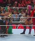 WWE_Monday_Night_Raw_2022_08_08_720p_HDTV_x264-NWCHD_mp4_000730596.jpg