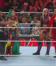 WWE_Monday_Night_Raw_2022_08_08_720p_HDTV_x264-NWCHD_mp4_000731397.jpg