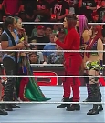 WWE_Monday_Night_Raw_2022_08_08_720p_HDTV_x264-NWCHD_mp4_000757423.jpg