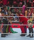 WWE_Monday_Night_Raw_2022_08_08_720p_HDTV_x264-NWCHD_mp4_000759825.jpg