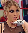 WWE_Monday_Night_Raw_HDTV_2020-11-02_720p_AVCHD-SC-SDH_Part_1_mp4_000635701.jpg