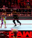 WWE_RAW_2017_07_10_720p_HDTV_x264-Ebi_mp4_003380329.jpg