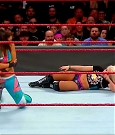 WWE_RAW_2017_07_17_720p_HDTV_x264_mp4_001393921.jpg