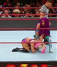 WWE_RAW_2017_08_28_720p_WEB_h264-HEEL_mp4_007292236.jpg