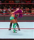 WWE_RAW_2017_08_28_720p_WEB_h264-HEEL_mp4_007429003.jpg