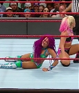 WWE_RAW_2017_08_28_720p_WEB_h264-HEEL_mp4_007448337.jpg