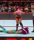 WWE_RAW_2017_08_28_720p_WEB_h264-HEEL_mp4_007471893.jpg