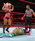 WWE_RAW_2017_08_28_720p_WEB_h264-HEEL_mp4_007475111.jpg