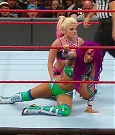 WWE_RAW_2017_08_28_720p_WEB_h264-HEEL_mp4_007481941.jpg