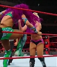 WWE_RAW_2017_08_28_720p_WEB_h264-HEEL_mp4_007494896.jpg