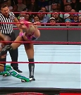 WWE_RAW_2017_08_28_720p_WEB_h264-HEEL_mp4_007498193.jpg