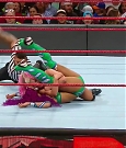 WWE_RAW_2017_08_28_720p_WEB_h264-HEEL_mp4_007506403.jpg