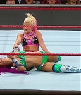 WWE_RAW_2017_08_28_720p_WEB_h264-HEEL_mp4_007524540.jpg