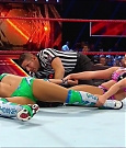 WWE_RAW_2017_08_28_720p_WEB_h264-HEEL_mp4_007530908.jpg