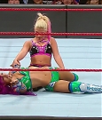 WWE_RAW_2017_08_28_720p_WEB_h264-HEEL_mp4_007533396.jpg