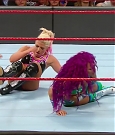 WWE_RAW_2017_08_28_720p_WEB_h264-HEEL_mp4_007541043.jpg