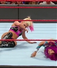 WWE_RAW_2017_08_28_720p_WEB_h264-HEEL_mp4_007541626.jpg