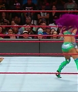 WWE_RAW_2017_08_28_720p_WEB_h264-HEEL_mp4_007582030.jpg