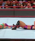 WWE_RAW_2017_08_28_720p_WEB_h264-HEEL_mp4_007650347.jpg