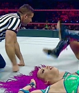 WWE_RAW_2017_08_28_720p_WEB_h264-HEEL_mp4_007658331.jpg