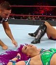 WWE_RAW_2017_08_28_720p_WEB_h264-HEEL_mp4_007658927.jpg