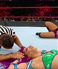 WWE_RAW_2017_08_28_720p_WEB_h264-HEEL_mp4_007660545.jpg